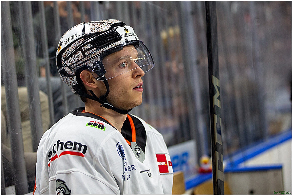 PENNY DEL; Koelner Haie- Loewen Frankfurt; Koeln, 18.12.2022